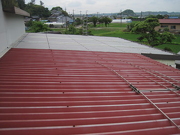 工場折半屋根 掴み金具 株式会社エスワン電気 工場折半屋根 掴み金具 株式会社エスワン電気